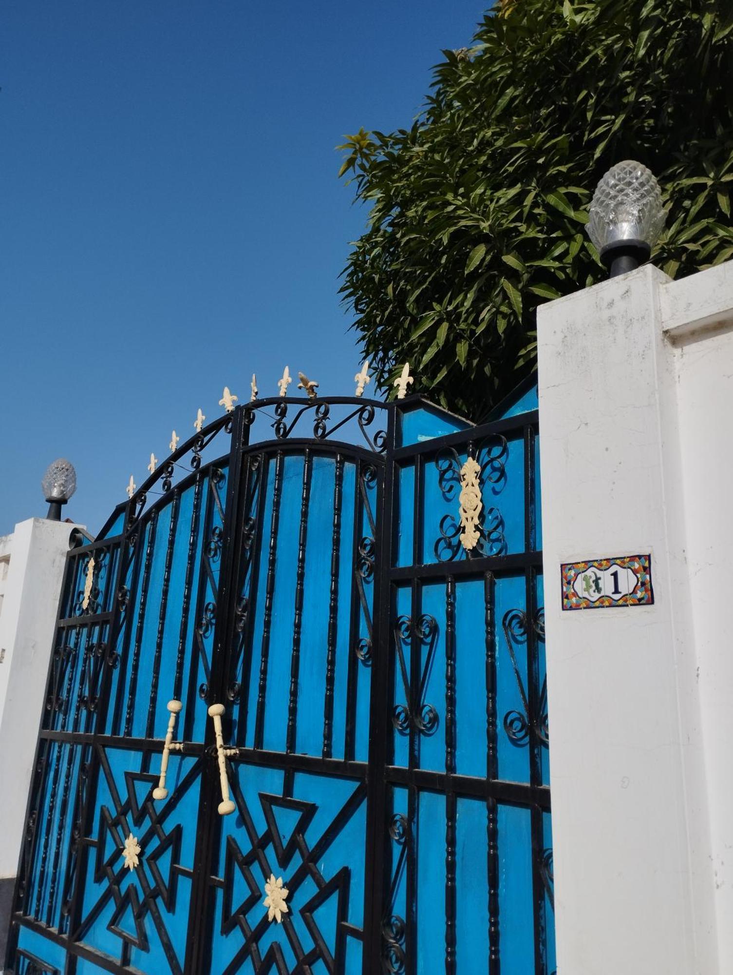 The White House No.1 Villa Brufut Exterior photo